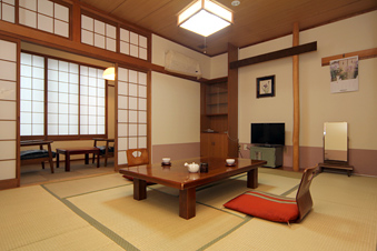 10畳和室縁側つき